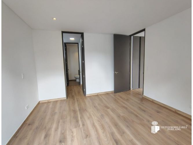 Apartamento de 3 alcobas en arriendo en Las Palmas, Medellín, 143 m² · foto 12 de 20