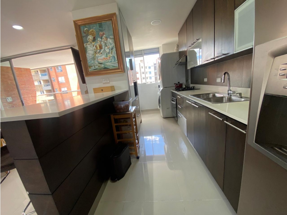 Apartamento en venta en La Candelaria, Medellín · foto 3 de 24