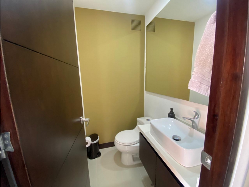 Apartamento en venta en La Candelaria, Medellín · foto 4 de 24