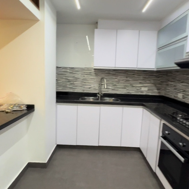 Apartamento en venta en Bosques Del Marques, Bogotá · foto 4 de 16