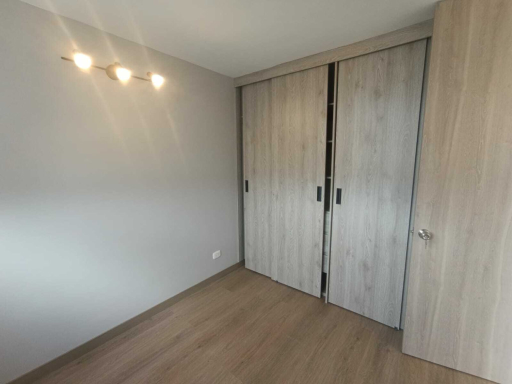 Apartamento en venta en San Jose De Usaquen, Bogotá · foto 6 de 16