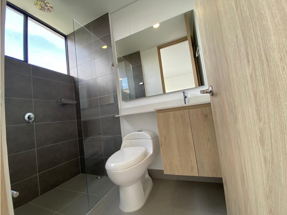 Apartamento en arriendo en El Tesoro, Medellín · foto 20 de 24