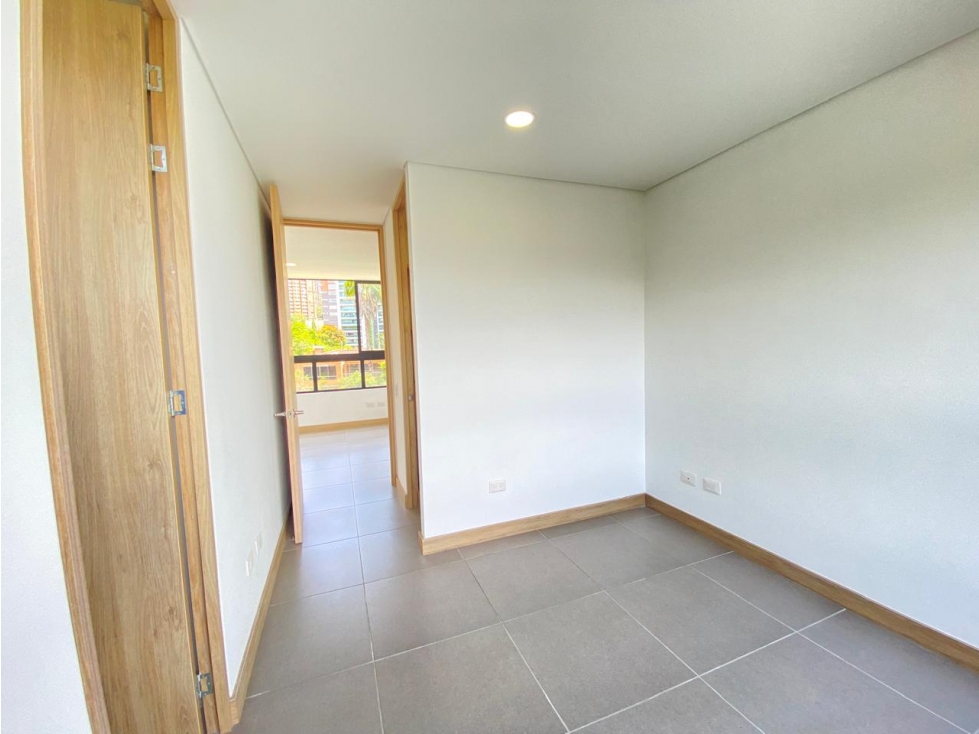 Apartamento en arriendo en El Tesoro, Medellín · foto 21 de 24
