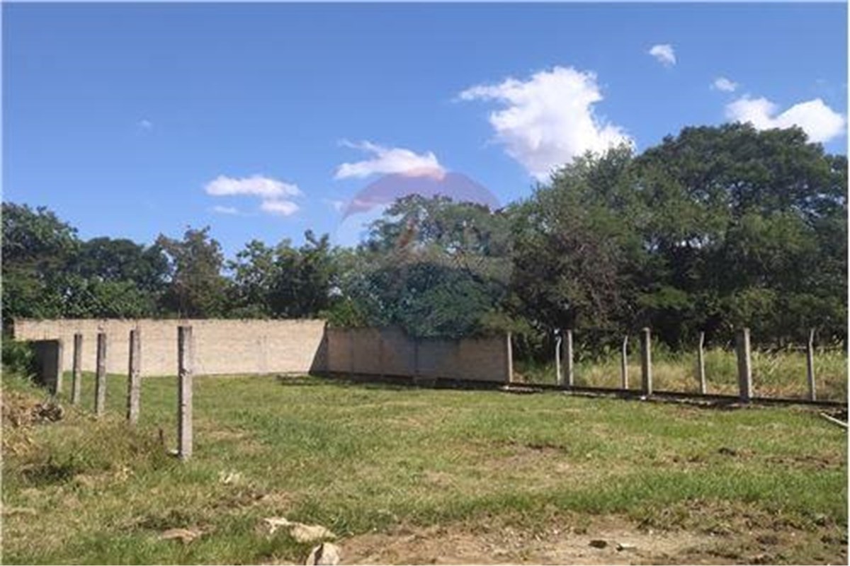 Terreno Semi amurallado en M.R.A — foto 3