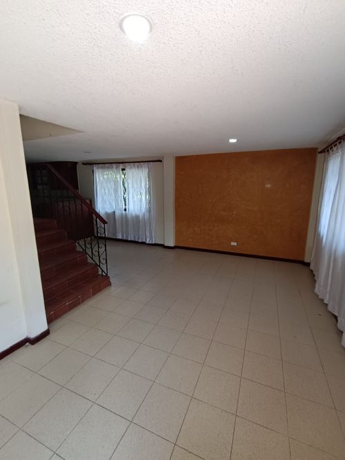 Casa de 3 alcobas en venta en La Pradera, Jamundí, 460 m² · foto 3 de 21