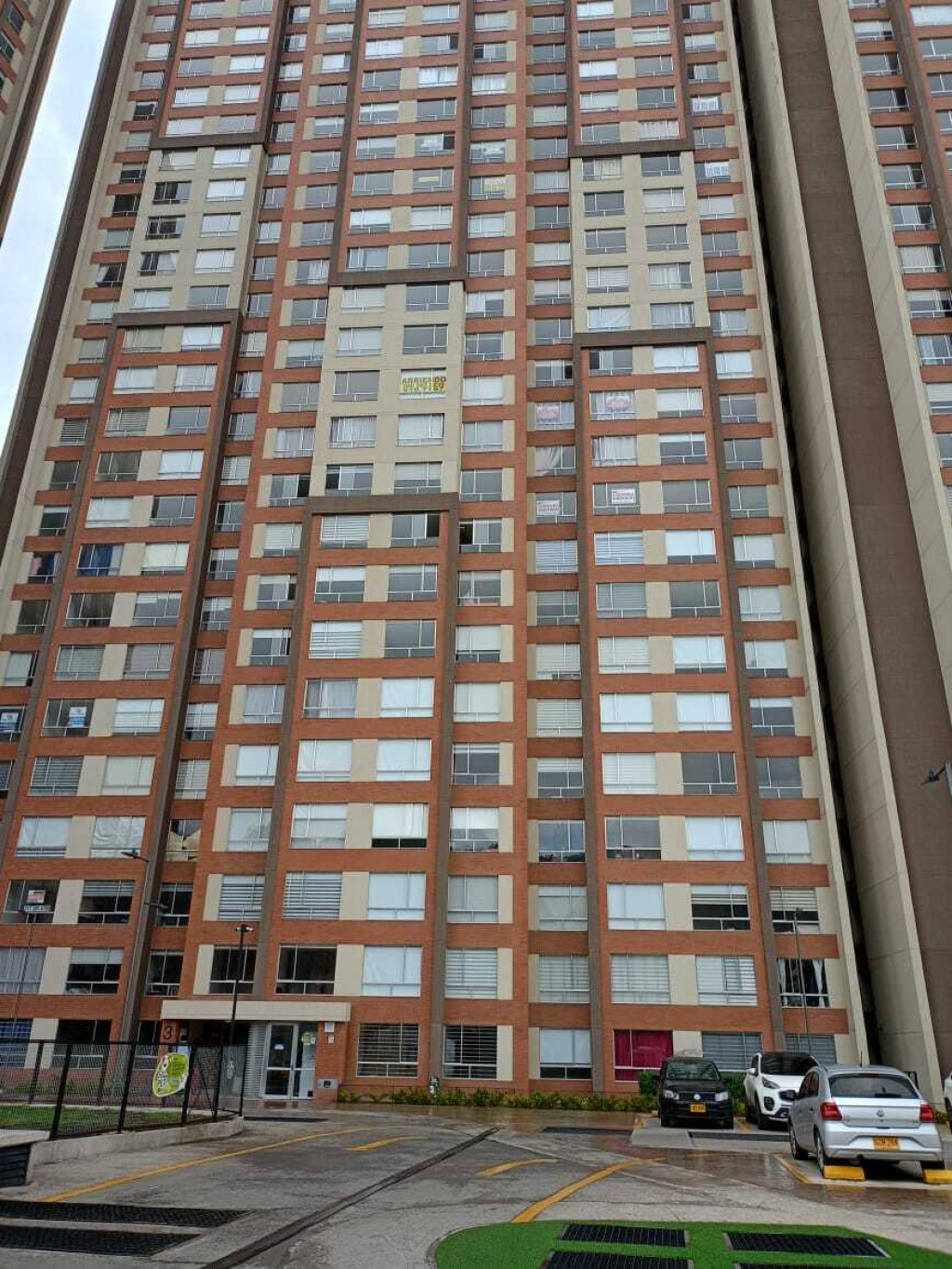 Apartamento en venta en El Redil, Bogotá · foto 2 de 13