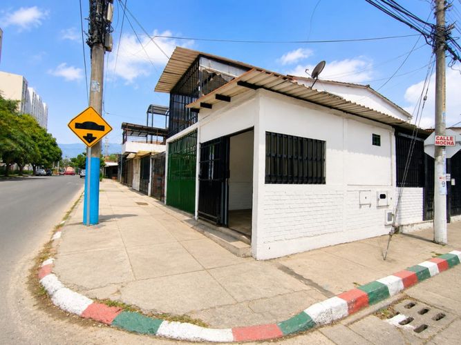 Local en arriendo en Brisas De Los Alamos, Cali, 15 m² · foto 2 de 8