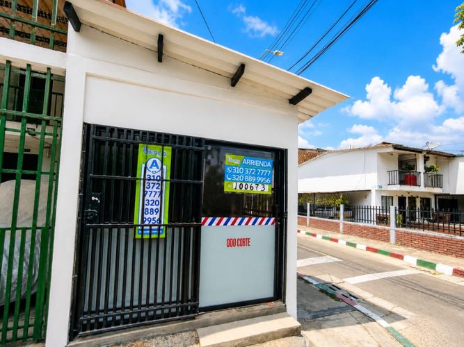 Local en arriendo en Brisas De Los Alamos, Cali, 15 m² · foto 3 de 8