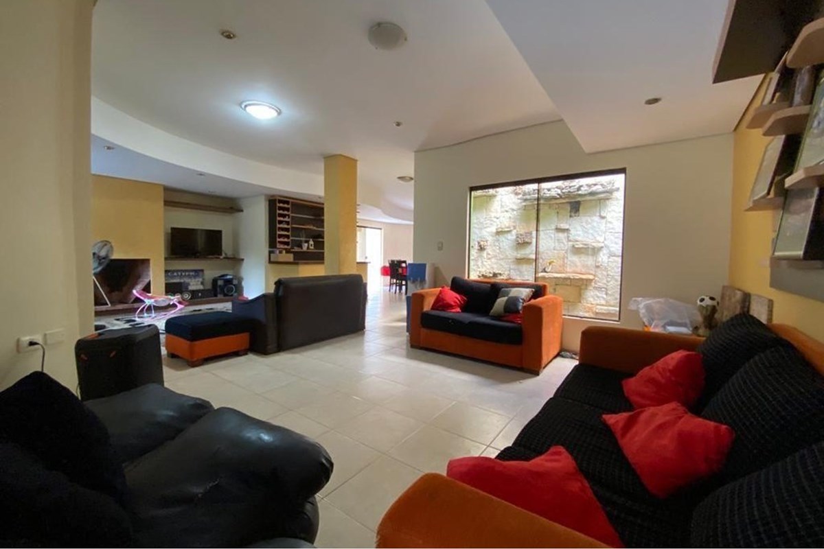 LA CASA QUE LO TIENE TODO ESTÁ ESPERÁNDOTE! — foto 2