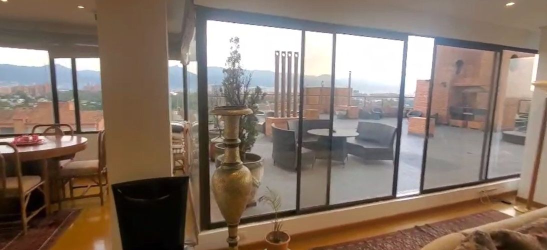 Apartamento de 5 alcobas en venta en Club De Los Lagartos, Bogotá, 384 m² · foto 8 de 24