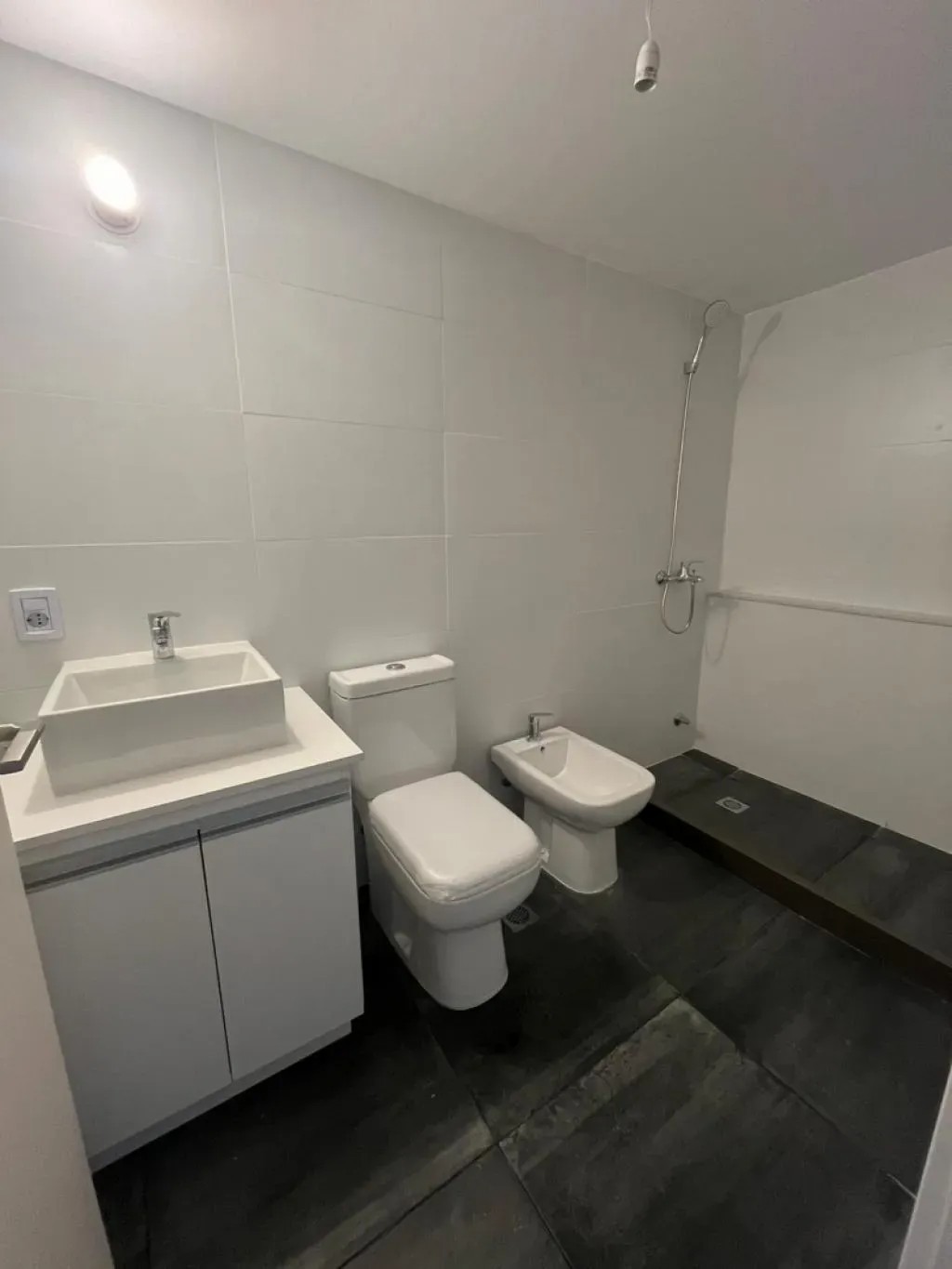 Alquiler Apartamento 1 Dormitorio Con Parrillero y Garage Cordon - RH-15315 · Foto 6