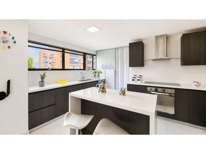 Apartamento de 3 alcobas en venta en Los Balsos, Medellín, 255 m² · foto 7 de 22