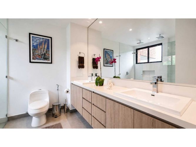 Apartamento de 3 alcobas en venta en Los Balsos, Medellín, 255 m² · foto 13 de 22