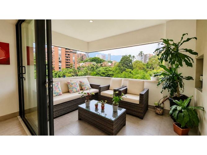 Apartamento de 3 alcobas en venta en Los Balsos, Medellín, 255 m² · foto 19 de 22