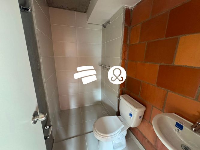 Apartamento en venta en Los Gomez, Itagüí · foto 3 de 12