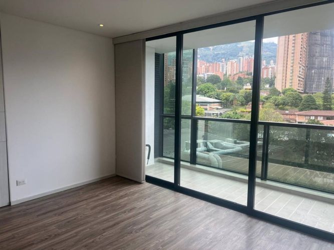 Apartamento de 2 alcobas en arriendo en La Aguacatala, Medellín, 90 m² · foto 10 de 24