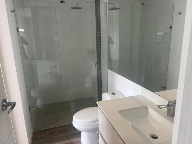 Apartamento de 2 alcobas en arriendo en La Aguacatala, Medellín, 90 m² · foto 23 de 24