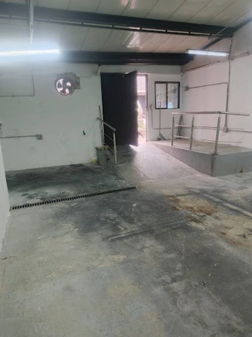 Bodega en arriendo en La América, Medellín, 50 m² · foto 2 de 11