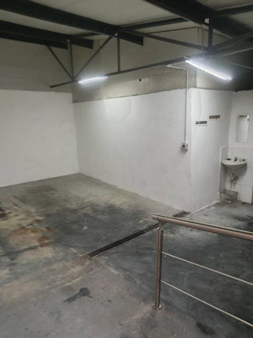 Bodega en arriendo en La América, Medellín, 50 m² · foto 9 de 11