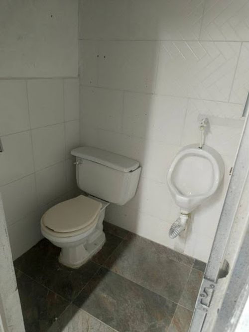 Bodega en arriendo en La América, Medellín, 50 m² · foto 11 de 11