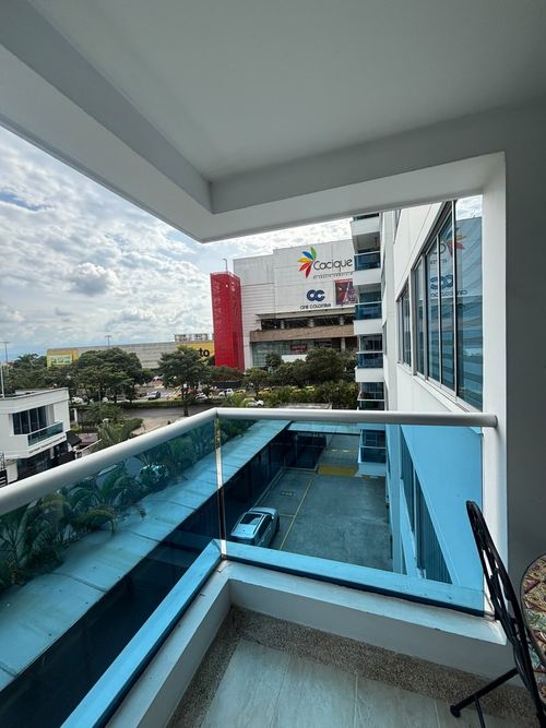 Apartamento de 3 alcobas en venta en El Tejar, Bucaramanga, 110 m² · foto 2 de 19