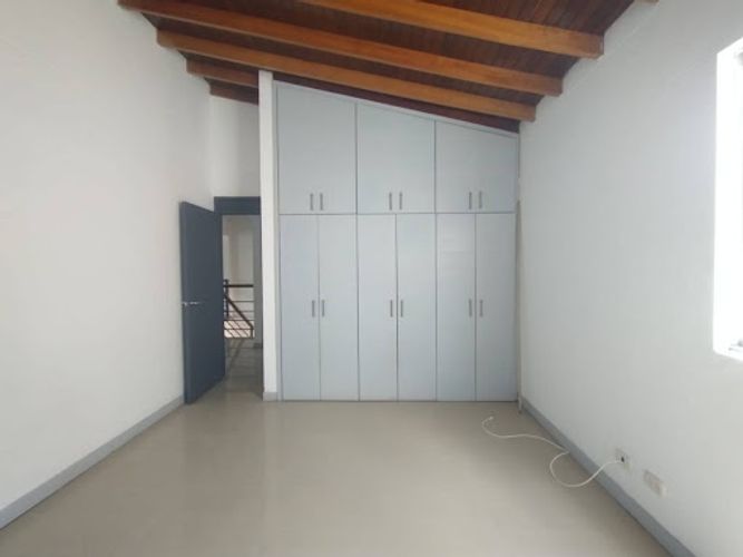 Casa en venta en Loma De San Jose, Sabaneta, 217 m² · foto 11 de 22