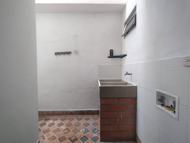 Casa en venta en Loma De San Jose, Sabaneta, 217 m² · foto 18 de 22