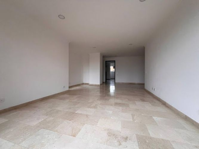 Apartamento de 3 alcobas en arriendo en La Frontera, Medellín, 165 m² · foto 3 de 18
