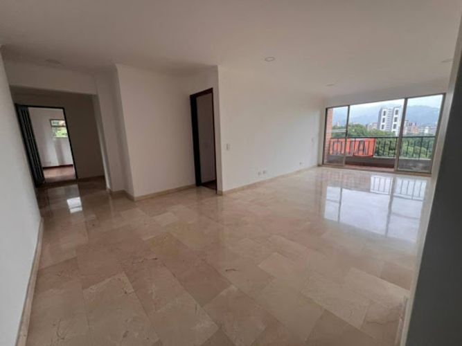 Apartamento de 3 alcobas en arriendo en La Frontera, Medellín, 165 m² · foto 6 de 18