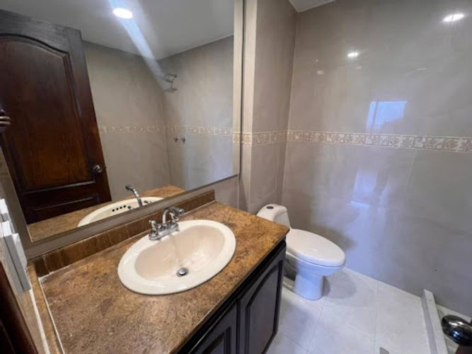 Apartamento de 3 alcobas en arriendo en La Frontera, Medellín, 165 m² · foto 18 de 18