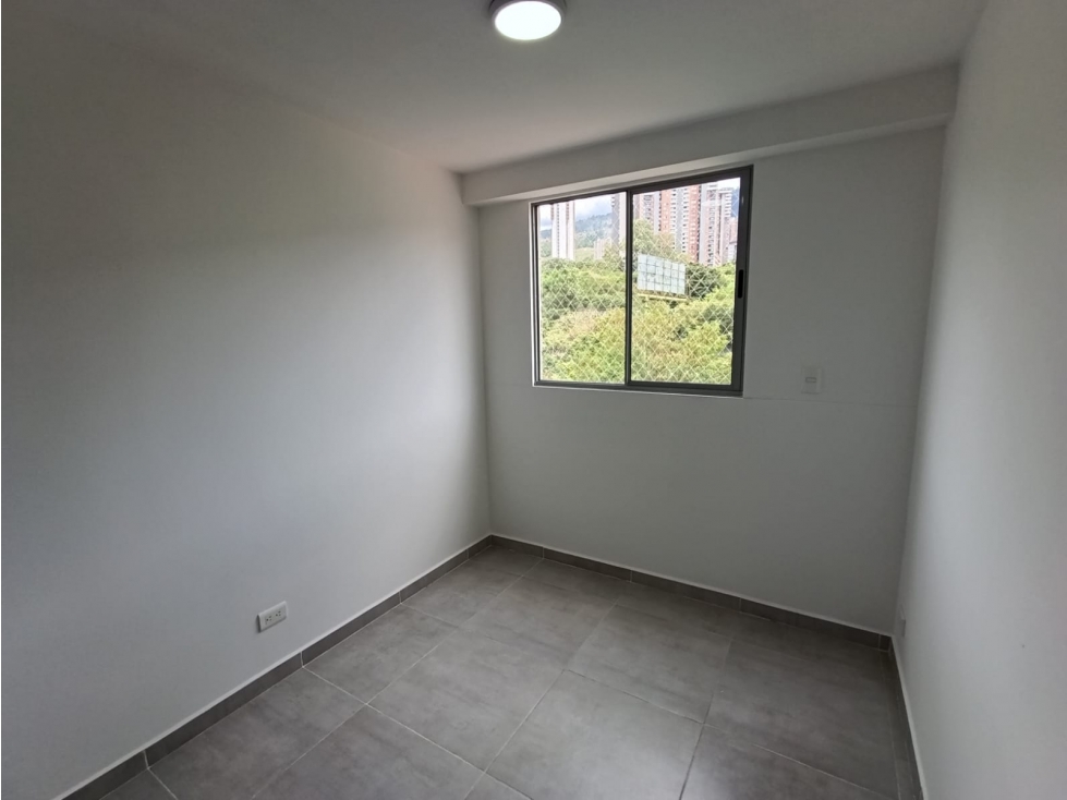 Apartamento en venta en Bello Horizonte, Medellín · foto 8 de 17