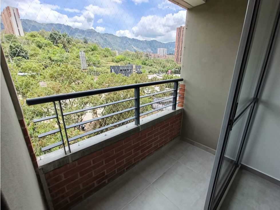 Apartamento en venta en Bello Horizonte, Medellín · foto 10 de 17