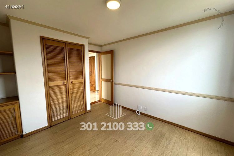 Apartamento de 3 alcobas en arriendo en Los Balsos, Medellín, 140 m² · foto 19 de 24