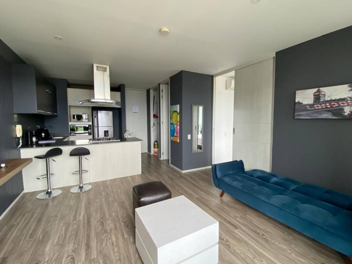 Apartamento en venta en El Poblado, Medellín · foto 2 de 15
