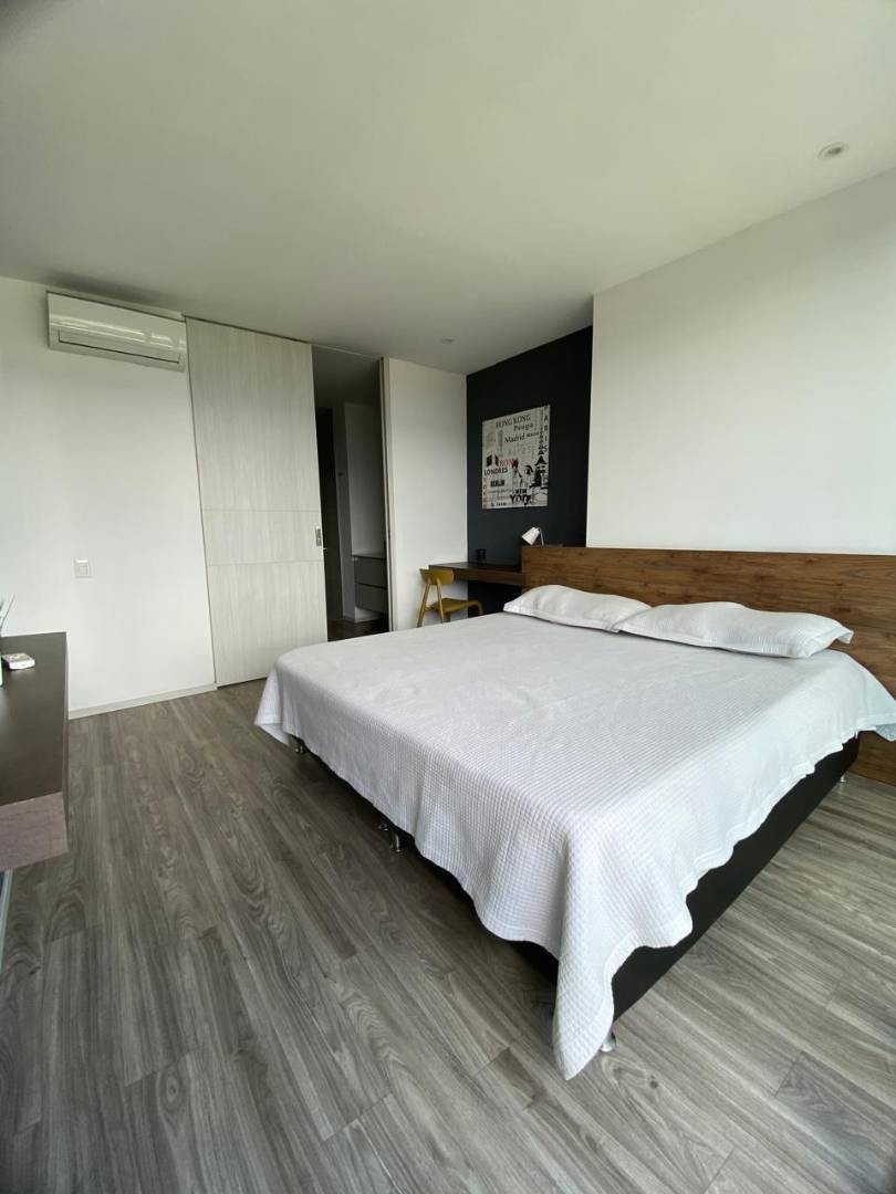 Apartamento en venta en El Poblado, Medellín · foto 4 de 15