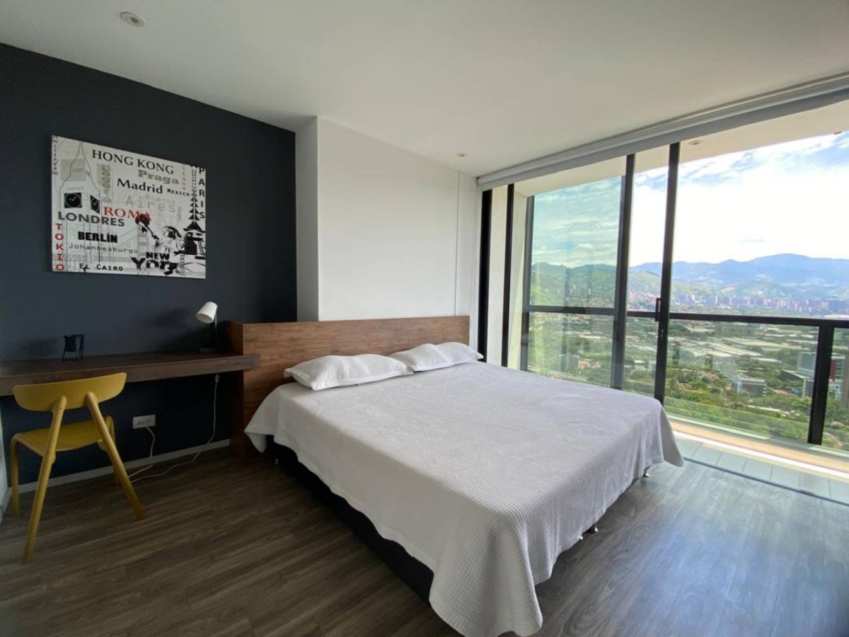 Apartamento en venta en El Poblado, Medellín · foto 5 de 15