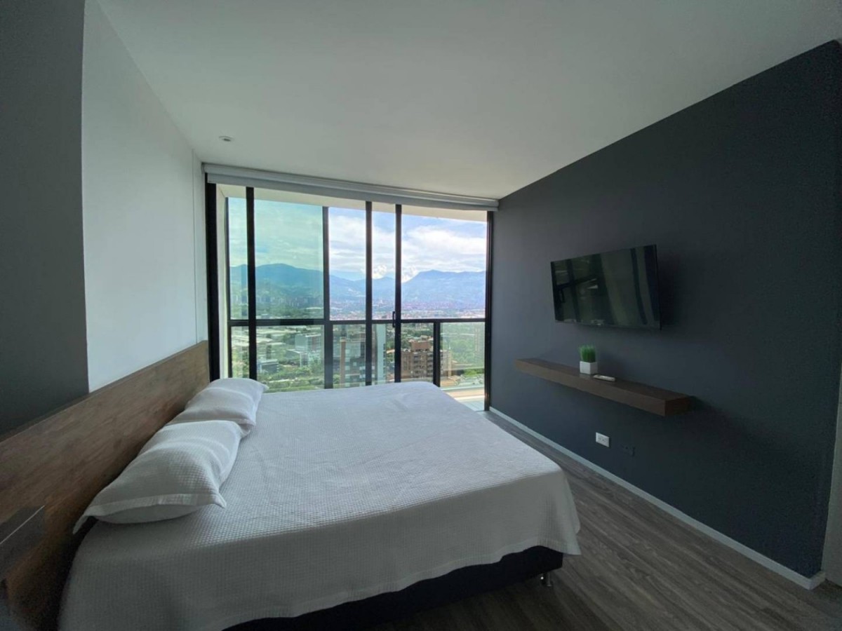 Apartamento en venta en El Poblado, Medellín · foto 6 de 15