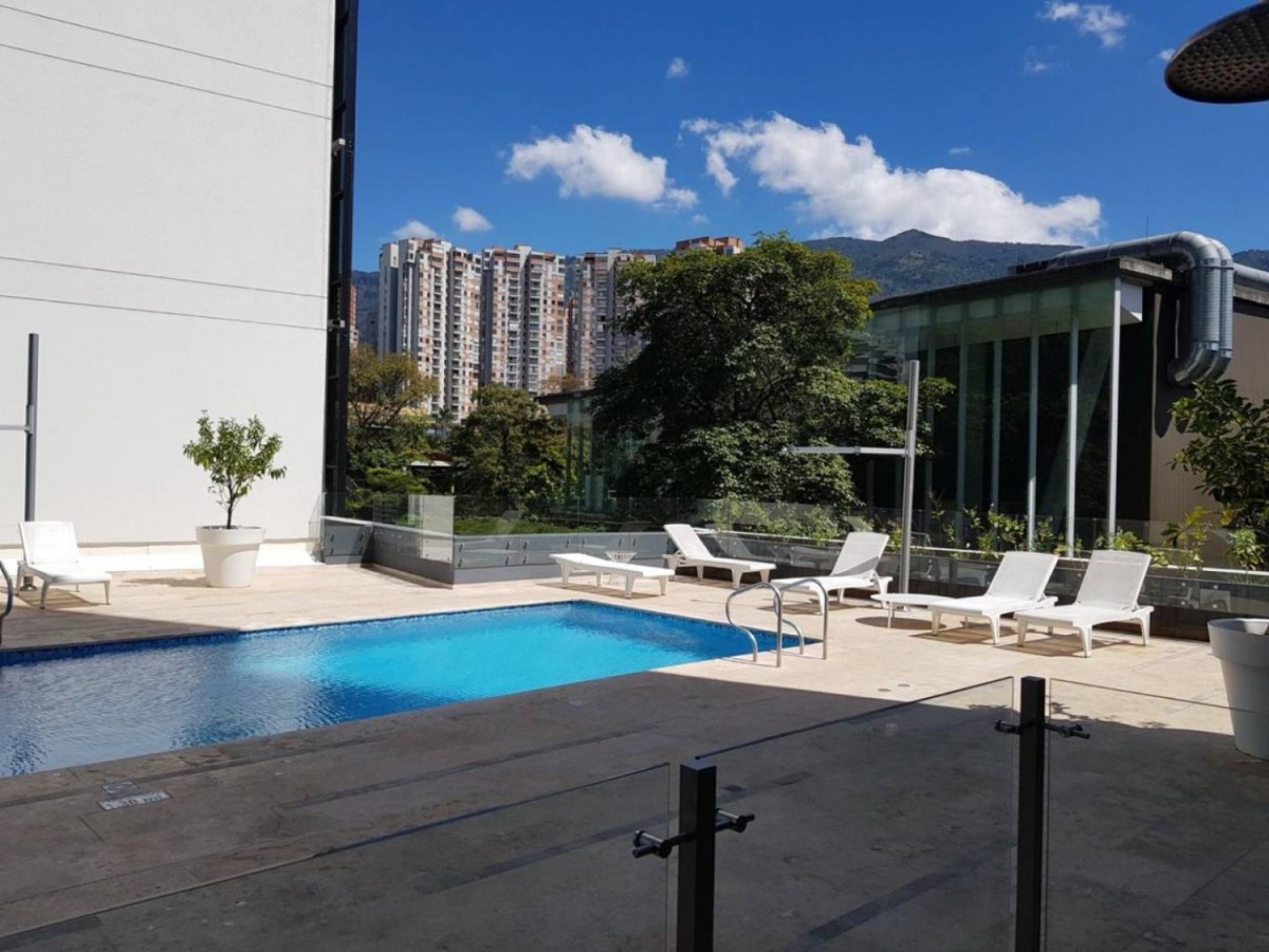 Apartamento en venta en El Poblado, Medellín · foto 9 de 15