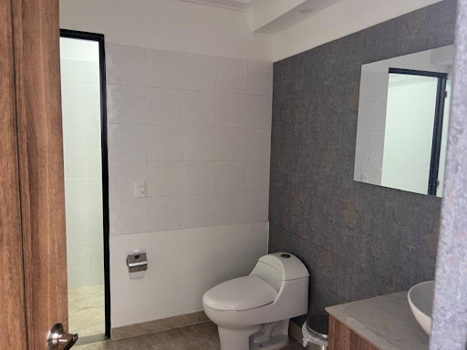 Casa en venta en Usaquen, Bogotá · foto 9 de 17