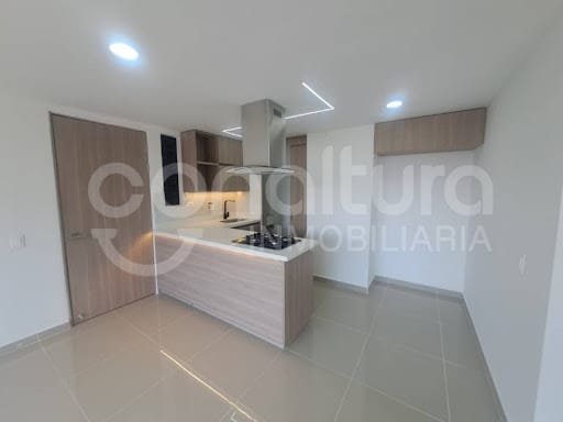 Apartamento de 3 alcobas en arriendo en Santa Ana, Bello, 68 m² · foto 4 de 15