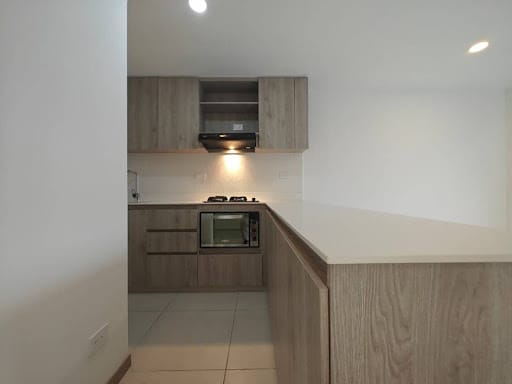 Apartamento de 3 alcobas en arriendo en Villa Paula, Itagüí, 73 m² · foto 2 de 20