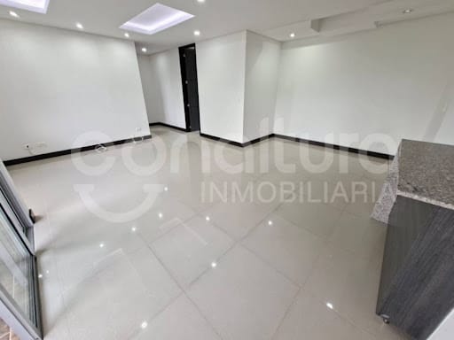 Apartamento de 2 alcobas en arriendo en El Esmeraldal, Envigado, 79 m² · foto 4 de 15