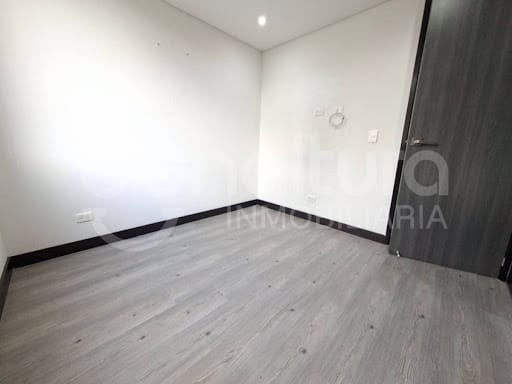 Apartamento de 2 alcobas en arriendo en El Esmeraldal, Envigado, 79 m² · foto 10 de 15