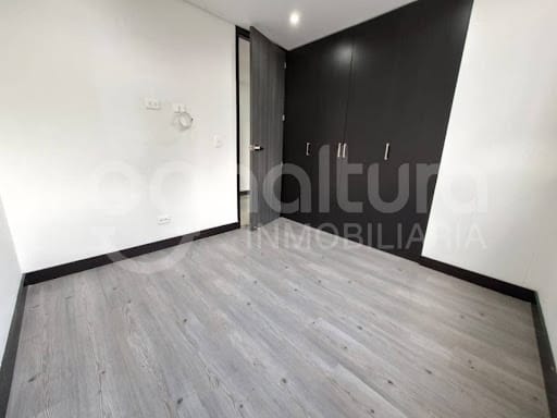 Apartamento de 2 alcobas en arriendo en El Esmeraldal, Envigado, 79 m² · foto 12 de 15