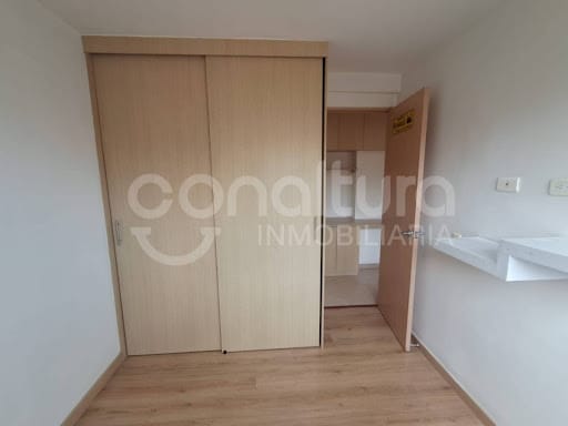 Apartamento de 3 alcobas en arriendo en Tres Esquinas, Sabaneta, 68 m² · foto 7 de 23