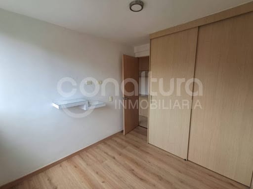Apartamento de 3 alcobas en arriendo en Tres Esquinas, Sabaneta, 68 m² · foto 9 de 23