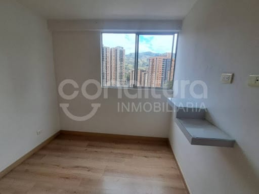 Apartamento de 3 alcobas en arriendo en Tres Esquinas, Sabaneta, 68 m² · foto 10 de 23