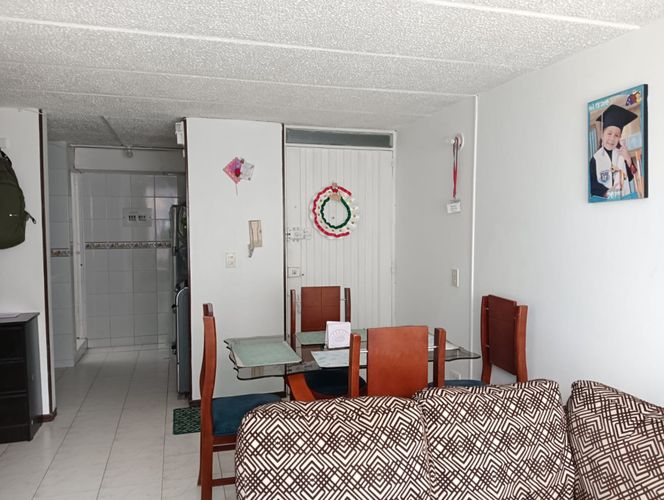 Apartamento de 3 alcobas en venta en El Codito, Bogotá, 52 m² · foto 3 de 12