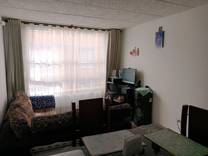 Apartamento de 3 alcobas en venta en El Codito, Bogotá, 52 m² · foto 4 de 12