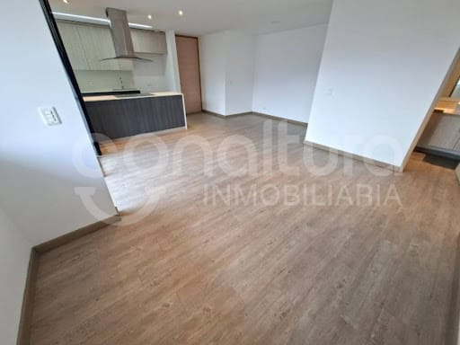Apartamento de 2 alcobas en arriendo en El Esmeraldal, Envigado, 82 m² · foto 5 de 18